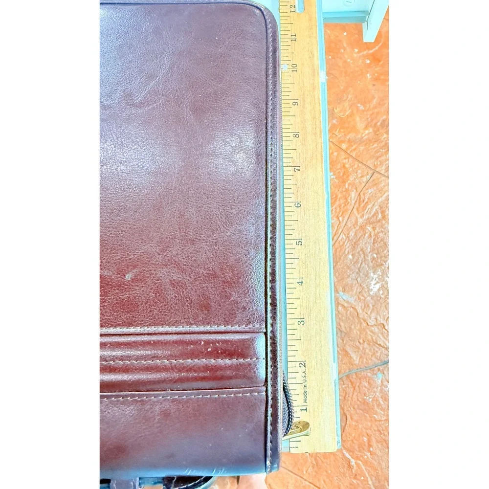 Avenues America Leather Zip Portfolio Binder Calculator Organizer Burgundy